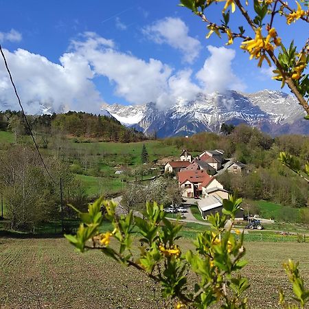 Les Clarines Perceneige - Chambre D'Hotes Vue Sur Montagne & Spa Saint-Jacques-en-Valgodemard Eksteriør bilde